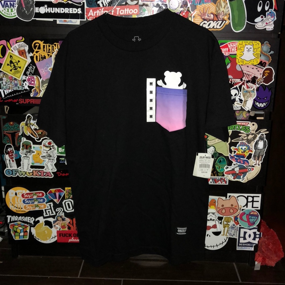 Grizzly pocket tee